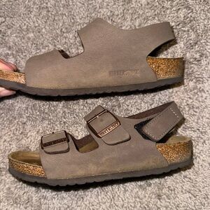 Birkenstock youth kids sandals shoes great condition